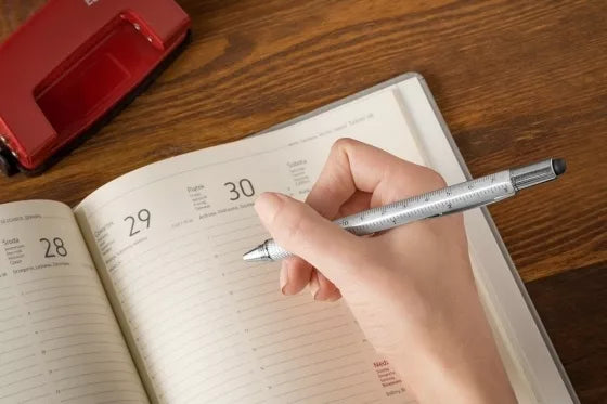 Daugiafunkcinis rašiklis šeši viename