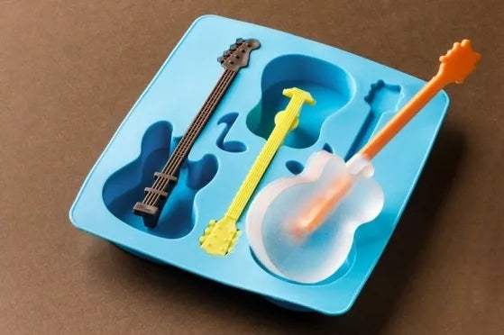 Ledukų šaldymo forma "Gitara"