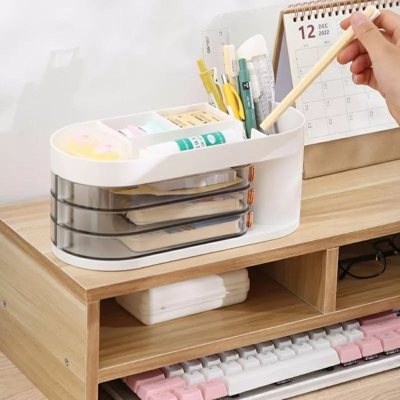 Pieštukinė Su Stalčiais