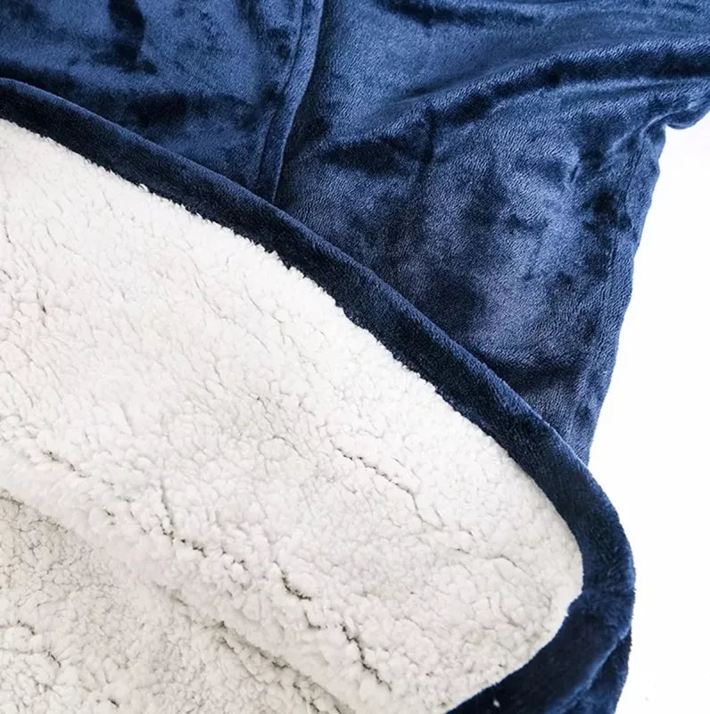 Pledas Su Rankovėmis, Mėlynas