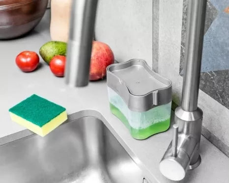 Plovimo priemonės dozatorius ir kempinė, 385 ml