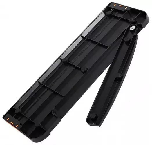 Popieriaus Pjaustytuvas, Juodas