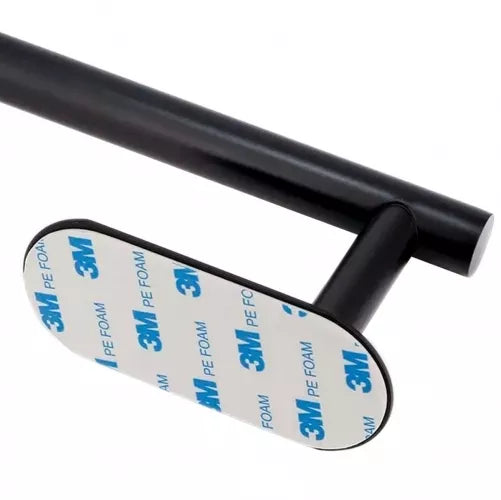 Popierinių Rankšluosčių Kakaba, Juoda