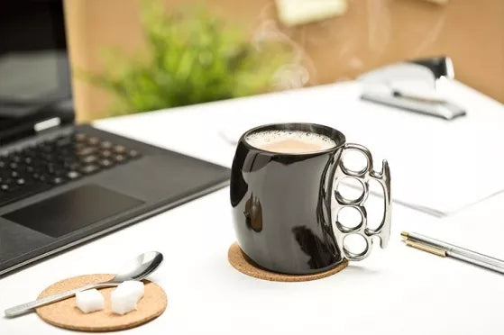 Puodelis su kasteto formos rankena, 400 ml