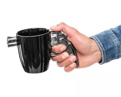 "Šerifo" puodelis su šautuvo formos rankena, 360 ml