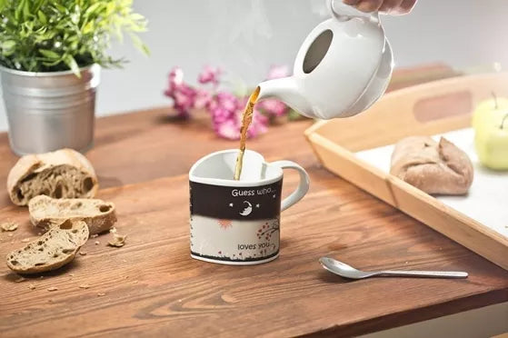 Širdelės formos, spalvą keičiantis "Meilės" puodelis, 330 ml