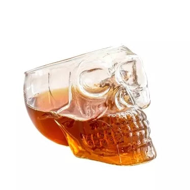 Stiklinė "Neperšaunama kaukolė"