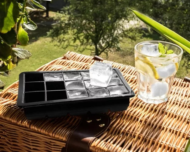 Xl Dydžio Ledukų Formelė, Juoda